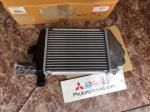 Két làm mát tubor xe mitsubishi Triton chính hãng