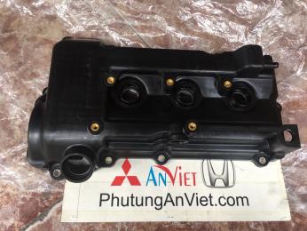 Nắp mặt quy lát xe mitsubishi Attrage