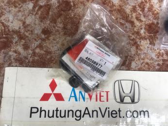 Cuppen phanh xe mitsubishi Pajero