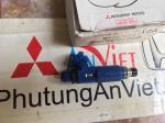 Vòi phun xăng xe mitsubishi Pajero chính hãng