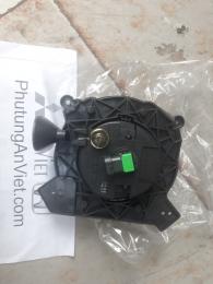Đèn gầm xe Mitsubishi Zinger 
