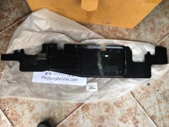 Tấm hướng gió két nước xe Mitsubishi Attrage