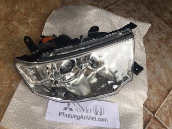 Đèn pha Mitsubishi Pajero Sport