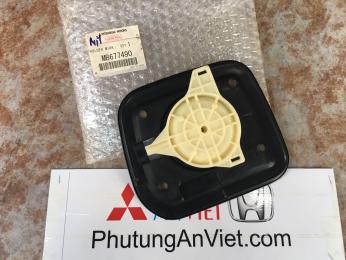 Mặt gương xe mitsubishi pajero V33 