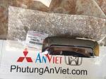 Tay mở bưởng thùng sau xe Mitsubishi Triton chính hãng