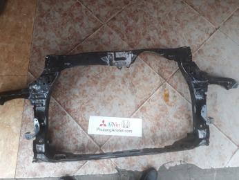 Khung xương đỡ két nước xe honda CRV