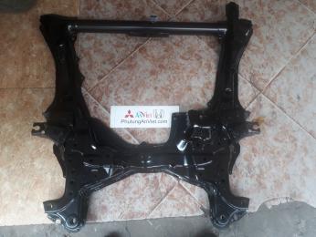 Giá đỡ động cơ xe honda CRV 