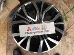 La zăng xe Mitsubishi Outlander chính hãng