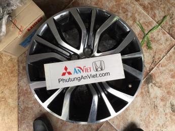 La zăng xe Mitsubishi Outlander