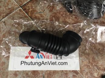 Cổ hút gió xe mitsubishi triton 