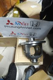 Nắp vỏ vi sai cầu trước Mitsubishi Pajero Sport 