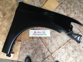 Tai xe Mitsubishi Outlander 