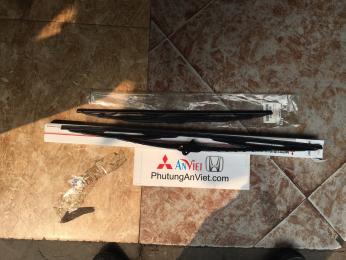 Chổi gạt mưa xe Mitsubishi Grandis