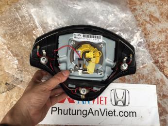 Túi khí vô lăng Mitsubishi Pajero Sport