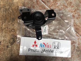 Chân máy bên phụ xe mitsubishi Mirage
