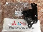 Chân máy phía sau bên lái xe mitsubishi Attrage chính hãng