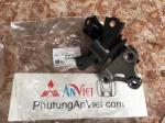 Chân máy phía sau bên lái xe mitsubishi Mirage chính hãng