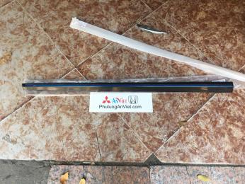Nẹp cánh cửa trước xe honda CIVIC