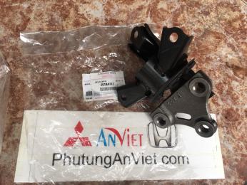 Chân hộp số xe mitsubishi Mirage