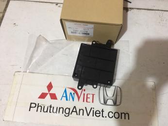 Hộp điều khiển dàn lạnh xe Mitsubishi Zinger