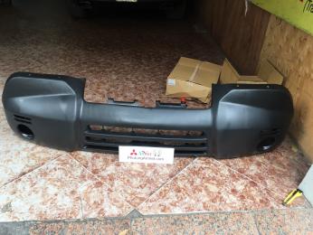 Cản trước xe Mitsubishi Pajero V73