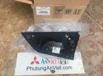 Đèn hậu miếng trong xe mitsubishi Xpander chính hãng