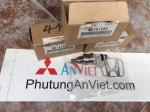 Kim phun xăng xe mitsubishi Pajero chính hãng