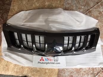 Ca lăng xe mitsubishi Triton xám chì