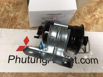 Lọc xăng xe mitsubishi Pajero