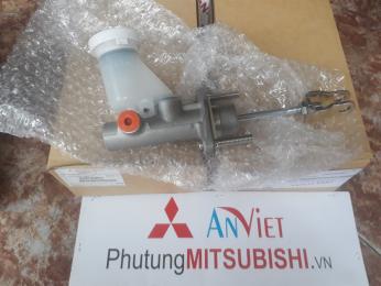Tổng côn xe Mitsubishi Triton