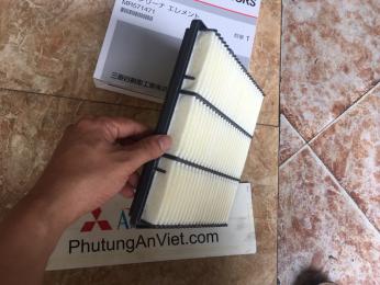  Lọc gió động cơ xe mitsubishi Pajero
