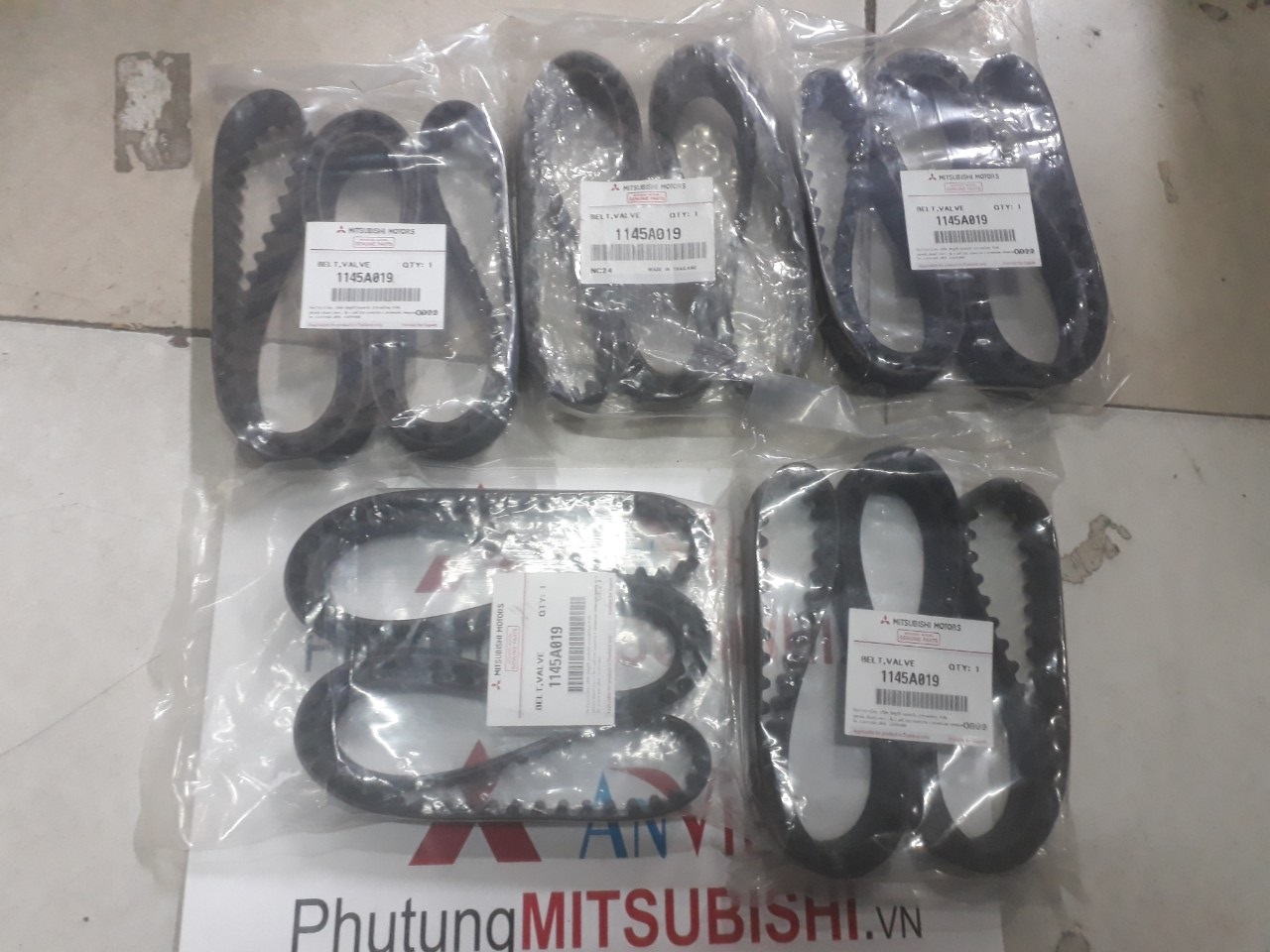 Dây cam xe Mitsubishi Triton