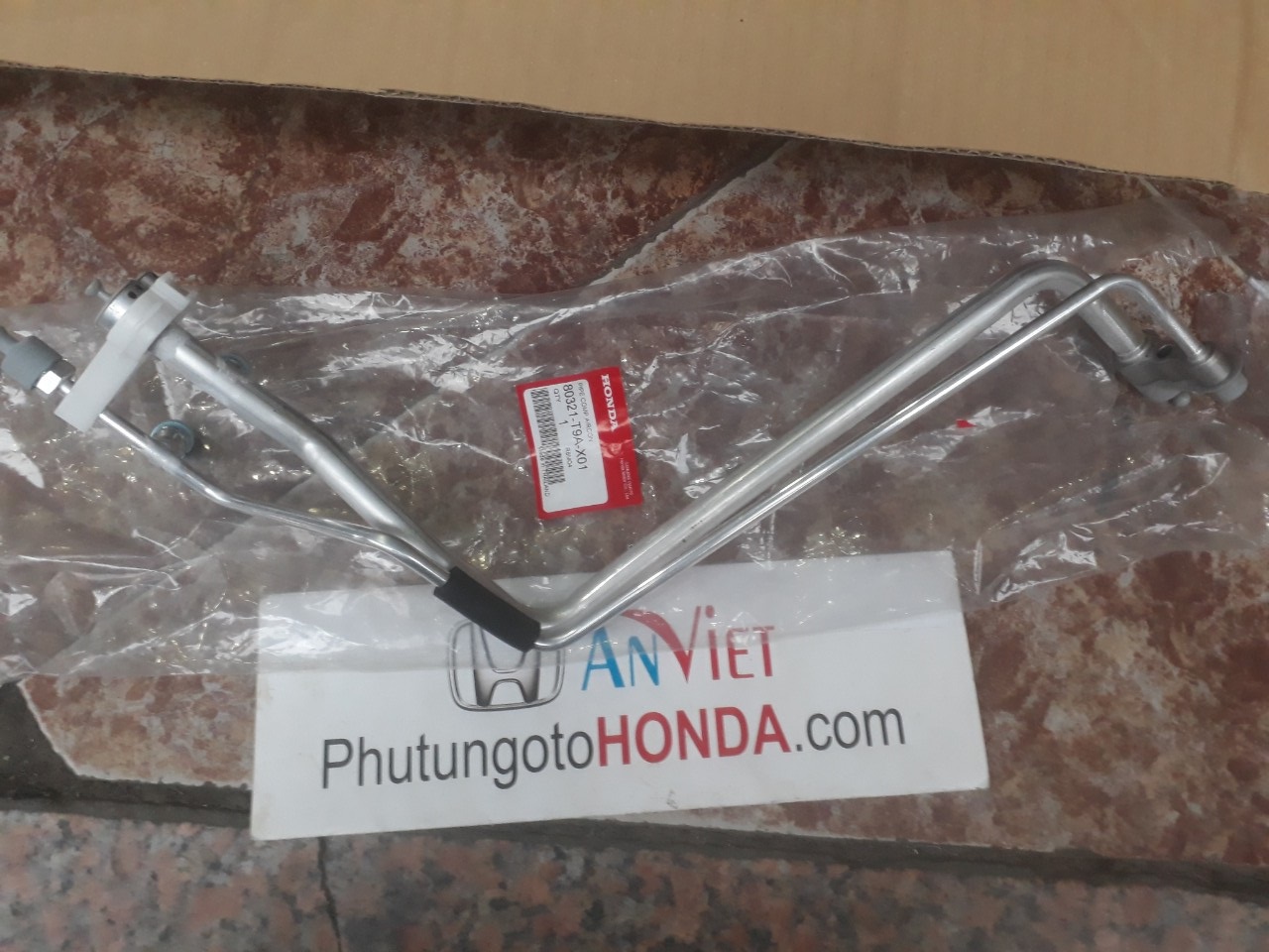 Tuy ô điều hòa đoạn sắt đôi honda CITY 