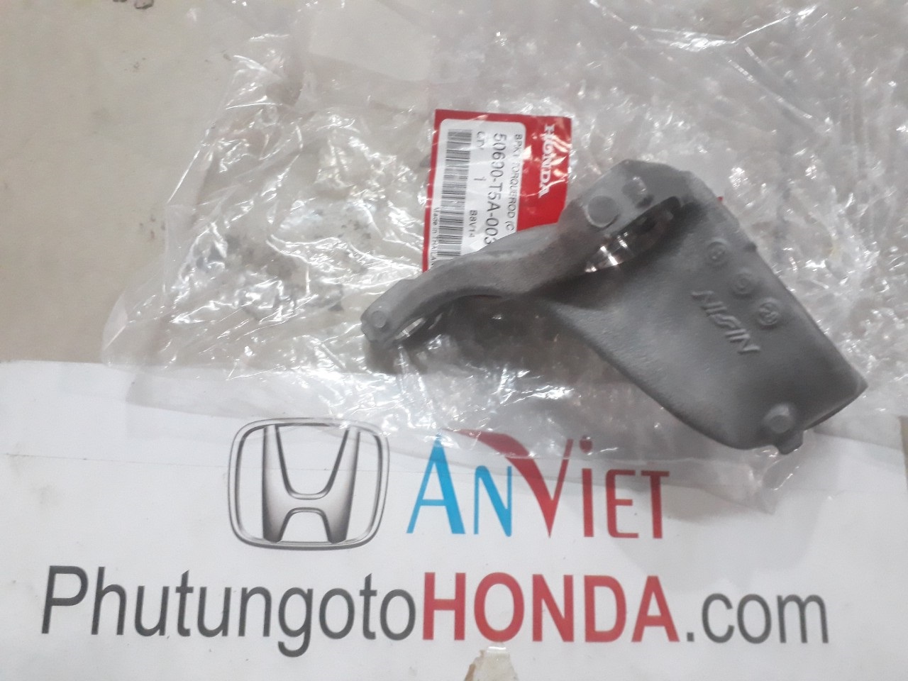 Giá bắt chân máy sau honda CIVIC 
