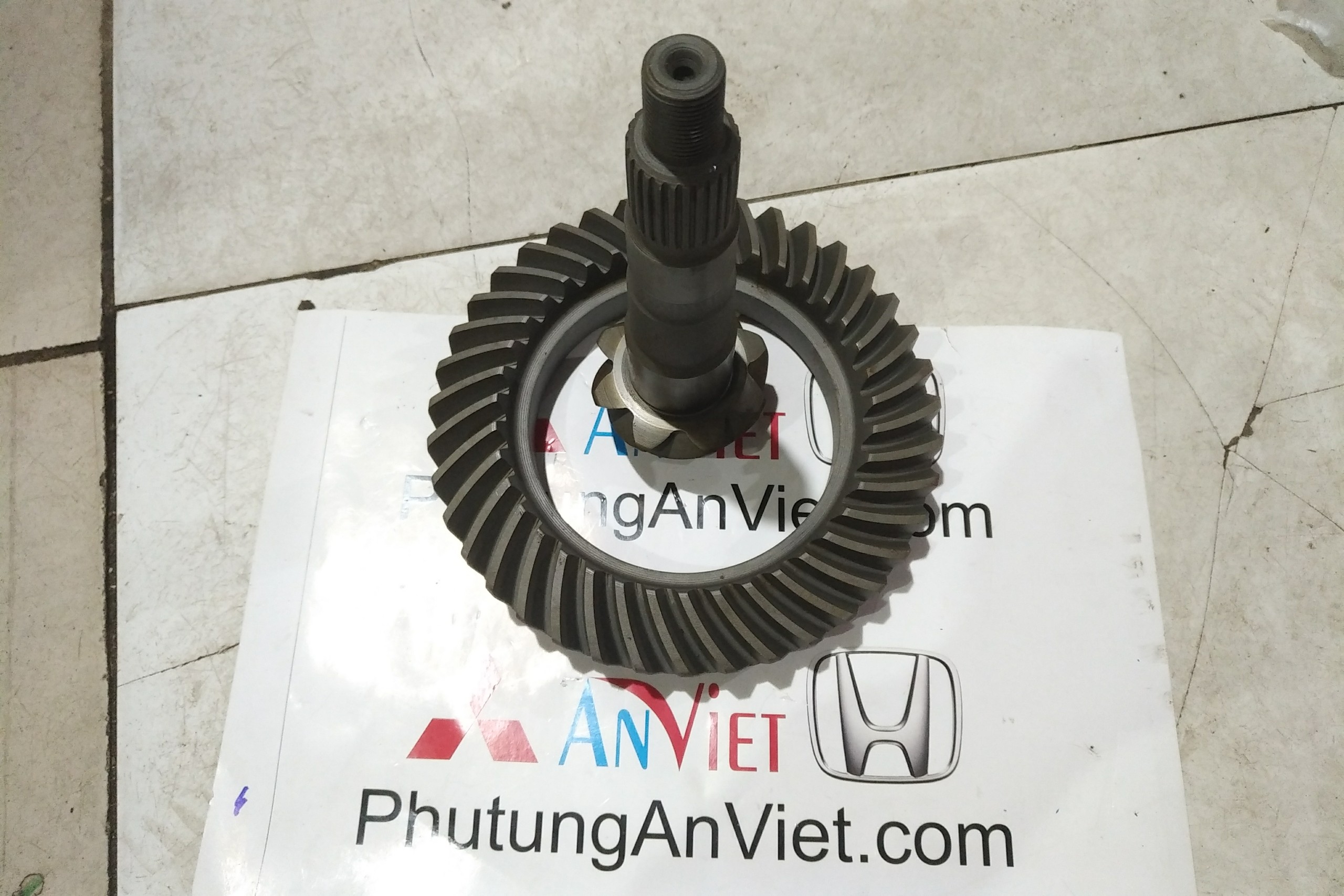 Bánh răng vành chậu quả dứa xe Mitsubishi Triton máy xăng 