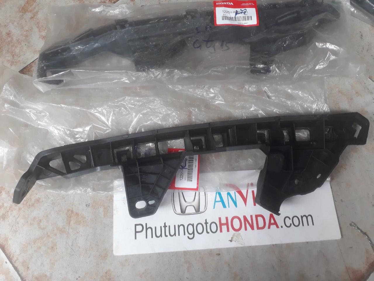 Cá cài đèn pha honda CITY