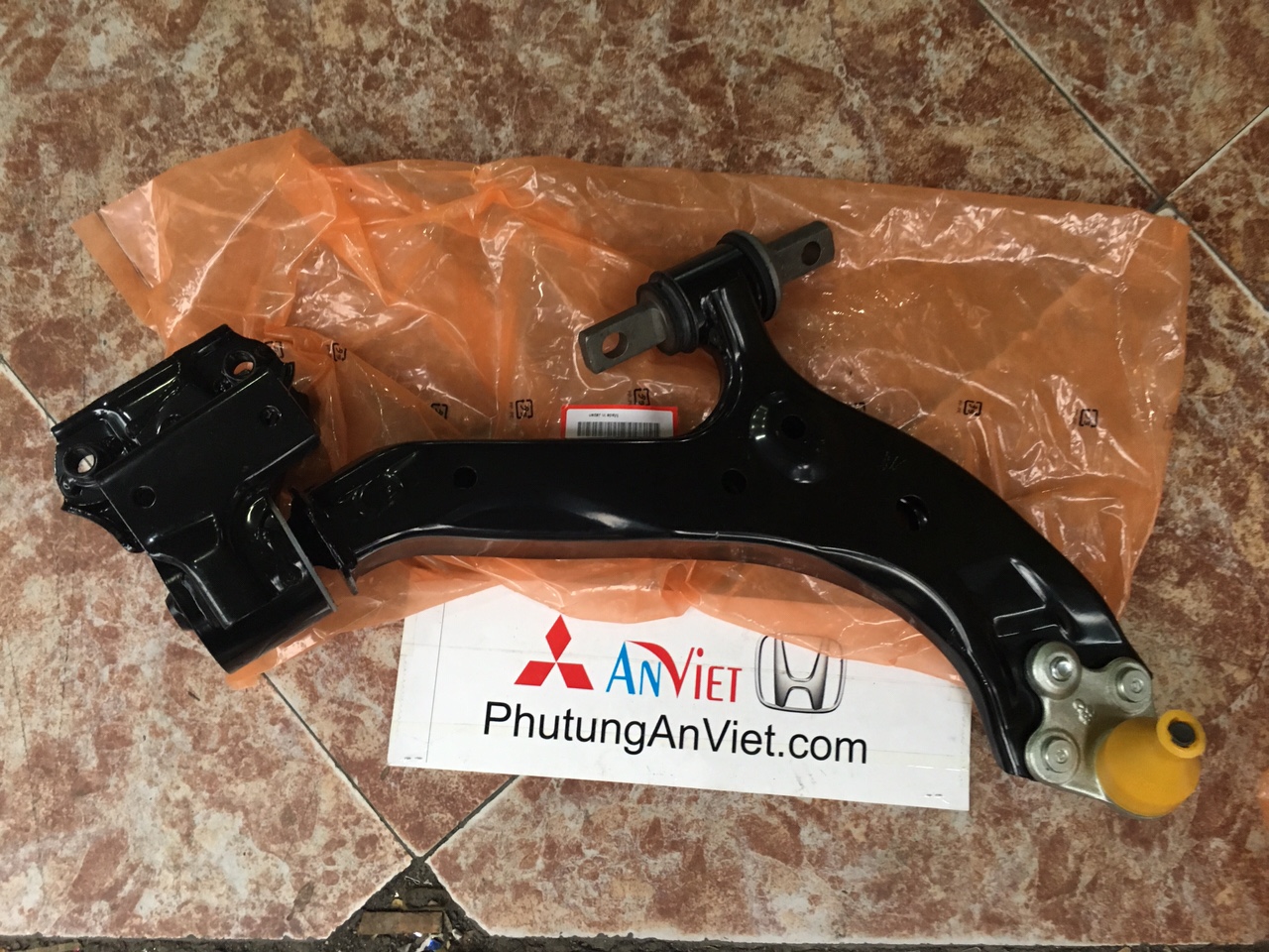 Càng A trước xe honda CRV 