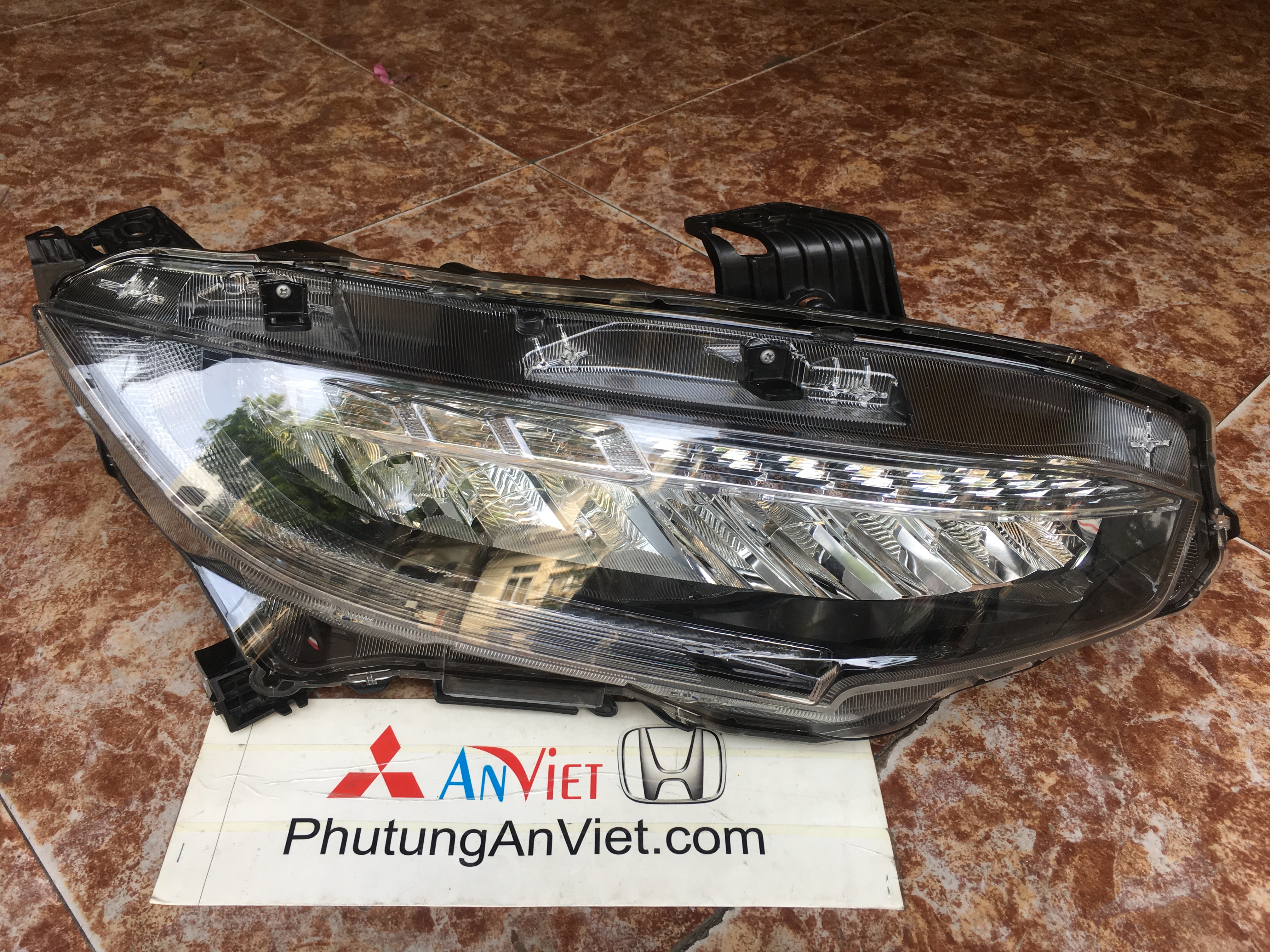 Đèn pha xe honda Civic 