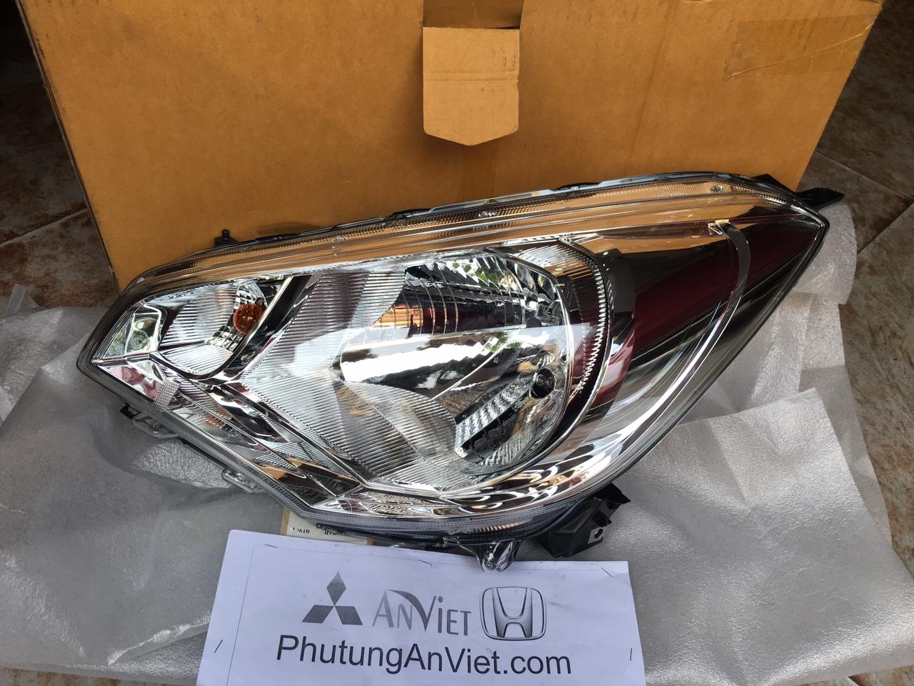 Đèn pha xe Mitsubishi Attrage