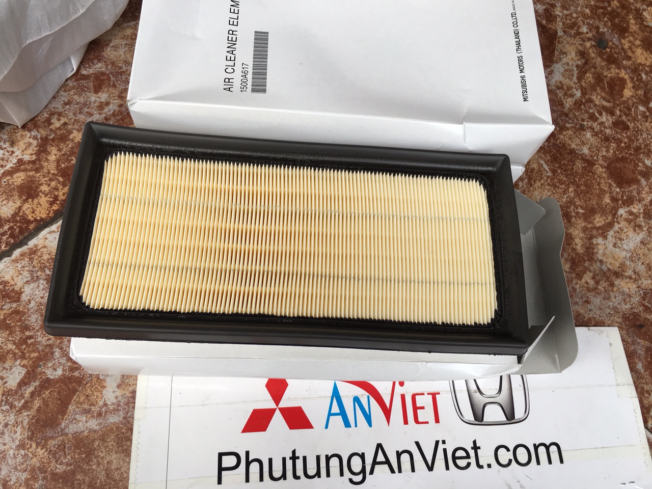 Lọc gió động cơ xe mitsubishi Attrage 