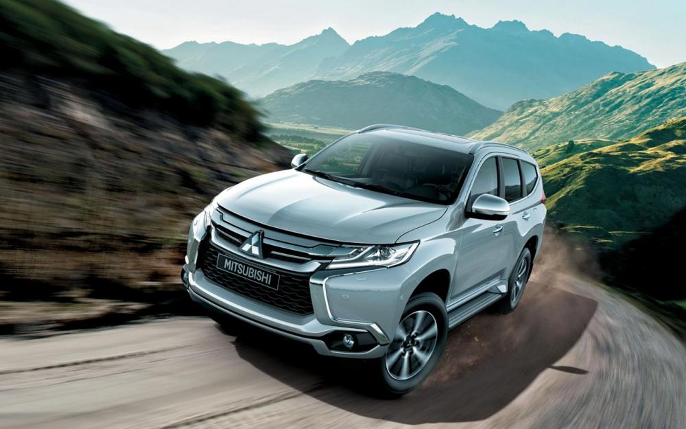 xe mitsubishi Pajero Sport