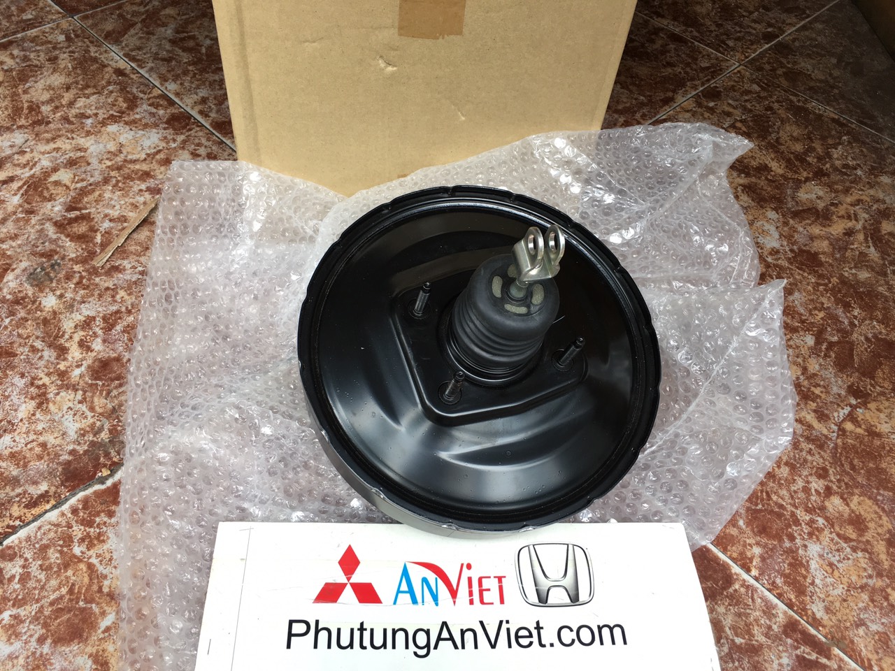 Bầu trợ lực phanh xe mitsubishi Grandis