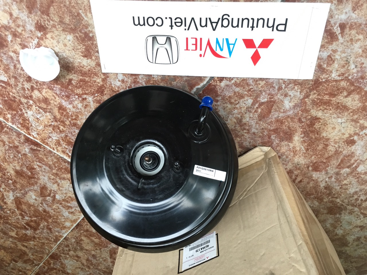 Bầu trợ lực phanh xe Mitsubishi pajero sport máy xăng