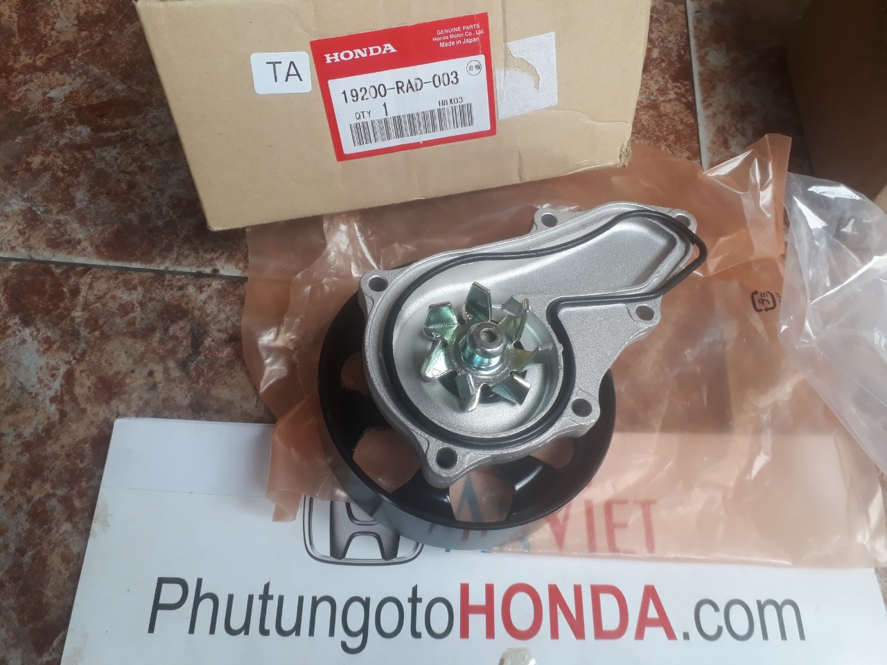 Bơm nước honda civic
