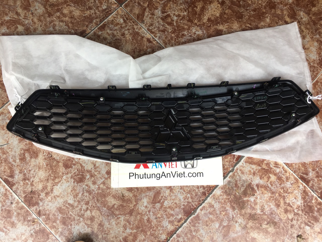 Ca lăng xe mitsubishi Attrage