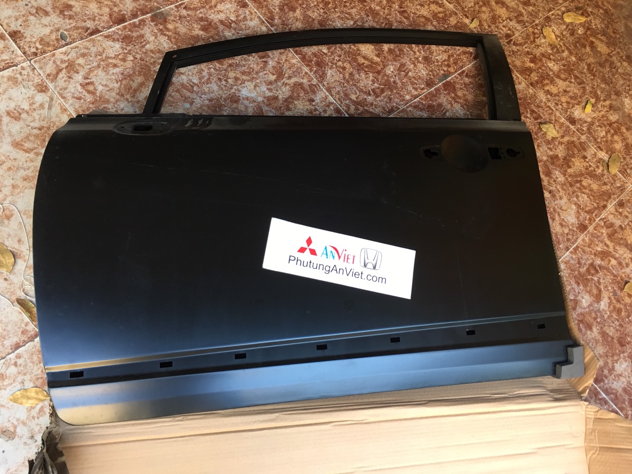 Cánh cửa trước xe honda CIVIC
