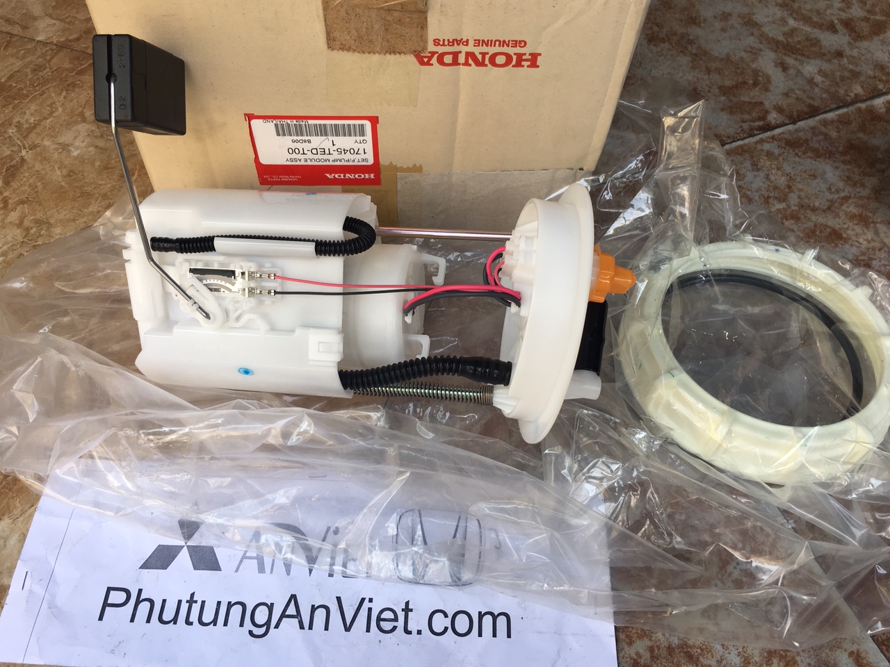 Cụm bơm xăng xe honda CIVIC 