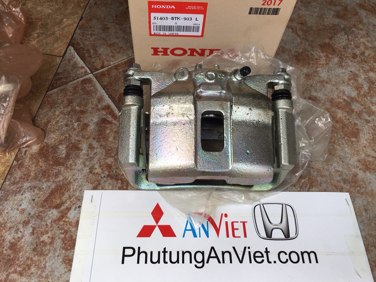 Cụm gông phanh xe honda CIVIC 