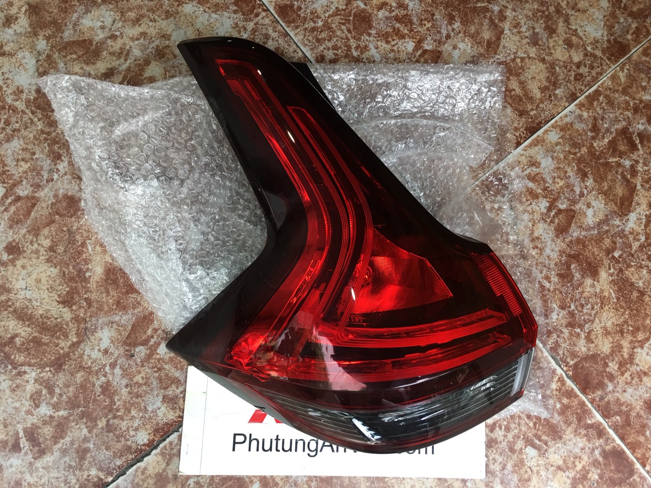 Đèn hậu xe mitsubishi Xpander