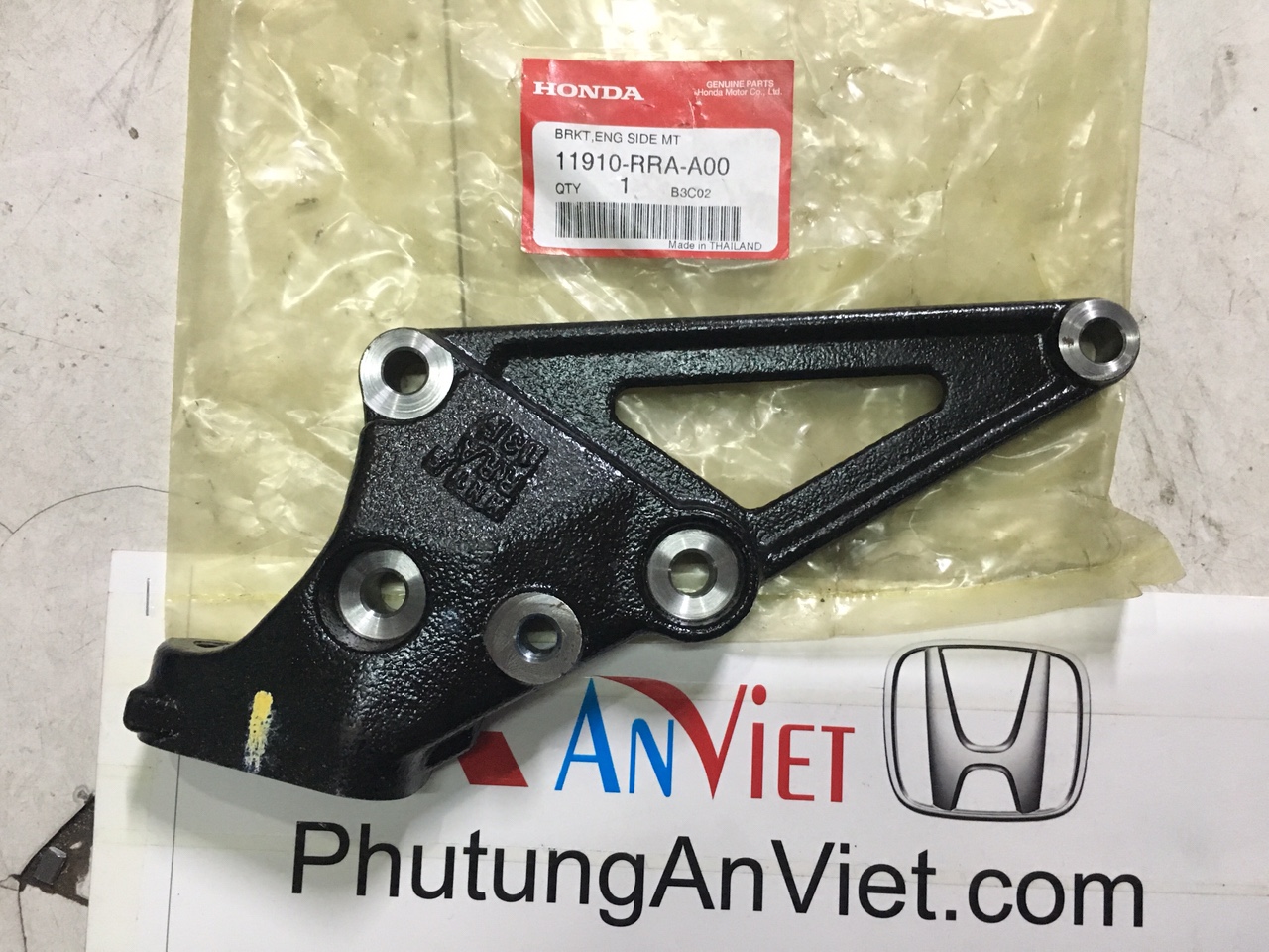 Giá đỡ động cơ xe honda CIVIC